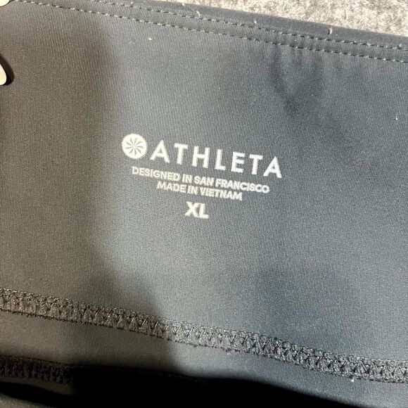 Athleta Stellar Crop Pant Womens XL Grey Ankle Length Zip Pocket Athleisure - Picture 6 of 9